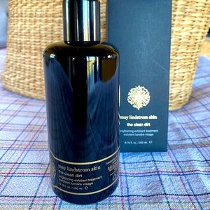 May Lindstrom Clean Dirt face scrub New